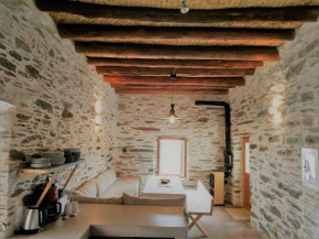 Konaki Hikers Lodge by Andros Routes